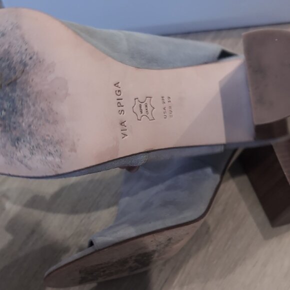 Via Spiga Gray Open-Toe Mules - Picture 3 of 10